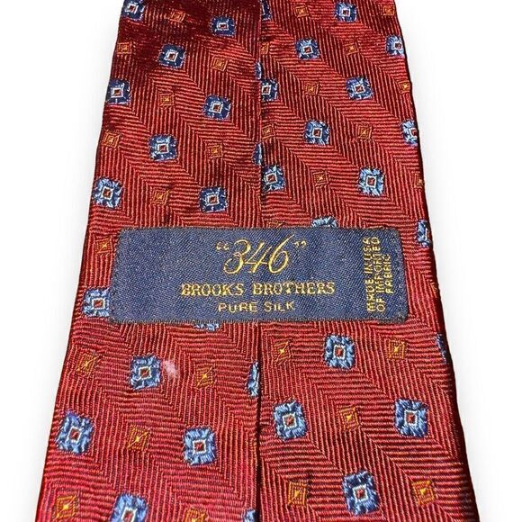 Brooks Brothers Crimson Red Flower Print Handmade Silk Tie - Picture 3 of 5
